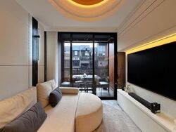The Commodore (D27), Condominium #585149011